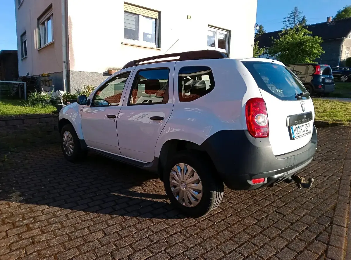 Gebraucht Dacia Duster 90 PS (66 kW) 2011 SUV