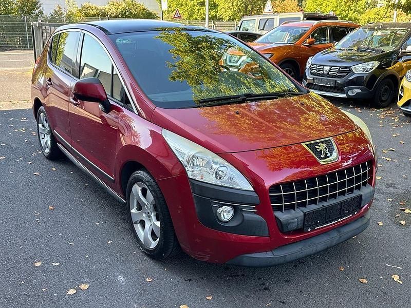 Rot Gebraucht 2009 Peugeot 3008 Premium Limousine | 4.900 € (Fairer Preis) - Bild 1/4