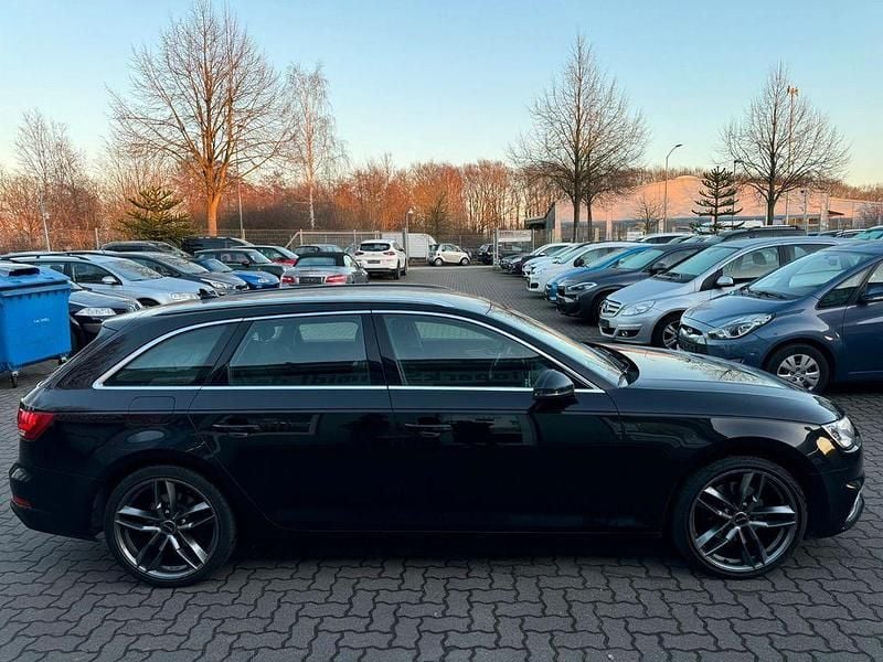 Gebraucht Audi A4 Sport 190 PS (139 kW) 2019 Schwarz Kombi