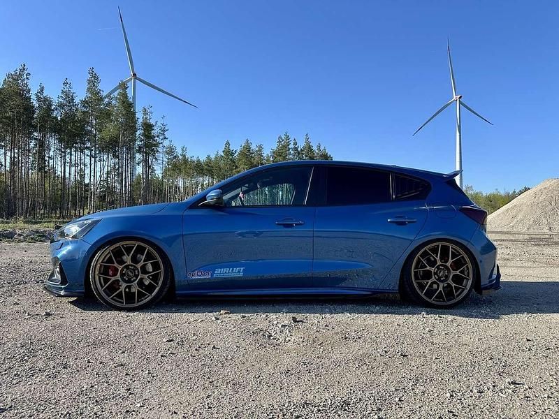 Gebraucht Ford Focus ST 280 PS (205 kW) 2019 Blau Limousine