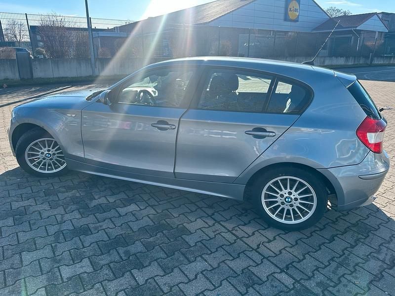 Gebraucht BMW 116 116 PS (85 kW) 2004 Grau Kleinwagen
