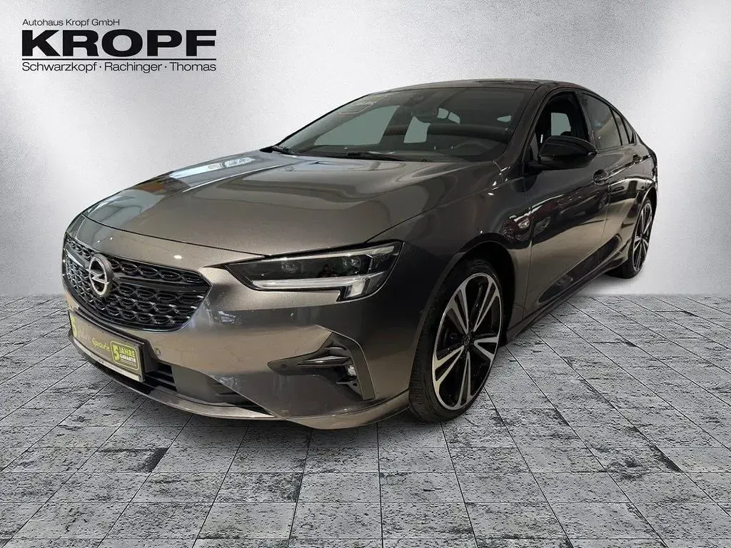 Gebraucht Opel Insignia Sport 174 PS (127 kW) 2022 Mondstein grau/e:vulkan grau Limousine