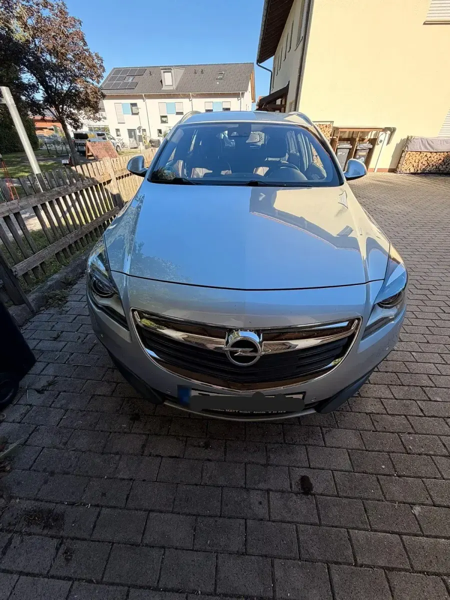 Gebraucht Opel Insignia Country Tourer 163 PS (119 kW) 2014 Kombi