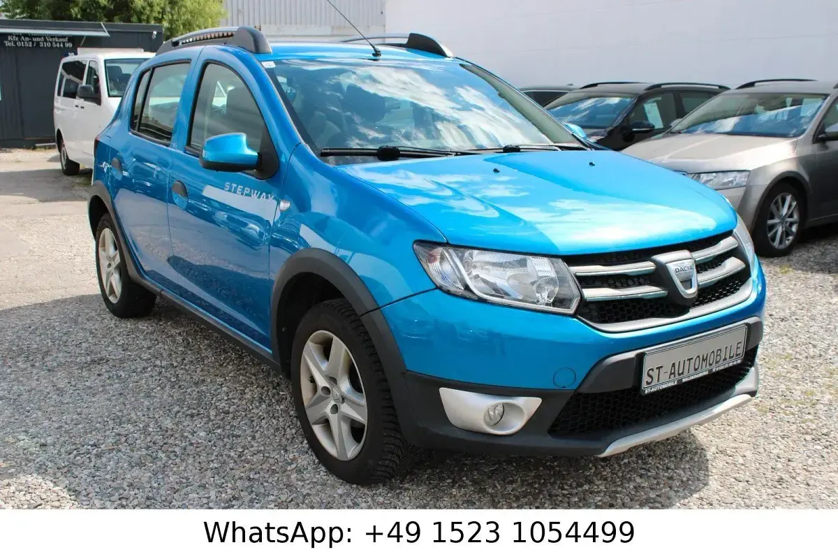 Gebraucht Dacia Sandero Prestige 90 PS (66 kW) 2013 Blau Kleinwagen