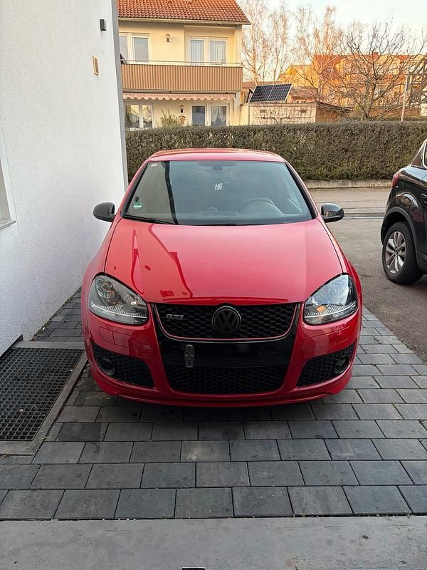 Rot Gebraucht 2008 VW Golf V GTI Limousine | 8.490 € (Teuer) - Bild 1/4