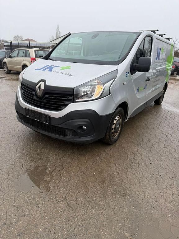 Gebraucht Renault Trafic 125 PS (91 kW) 2018 Grau Van / Kleinbus