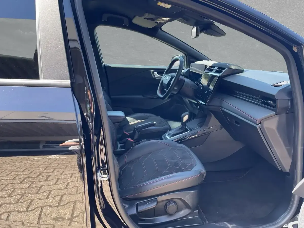 Gebraucht Ford Puma ST-Line X 155 PS (114 kW) 2025 Schwarz SUV