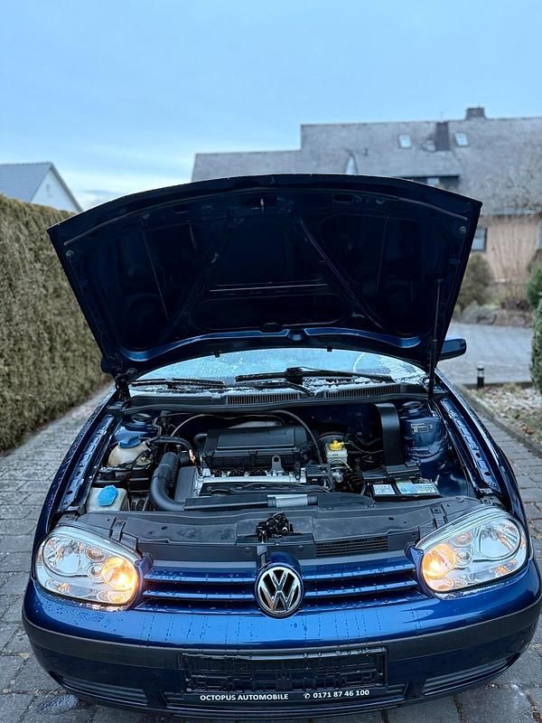 Gebraucht VW Golf IV 102 PS (75 kW) 2000 Blau Kleinwagen