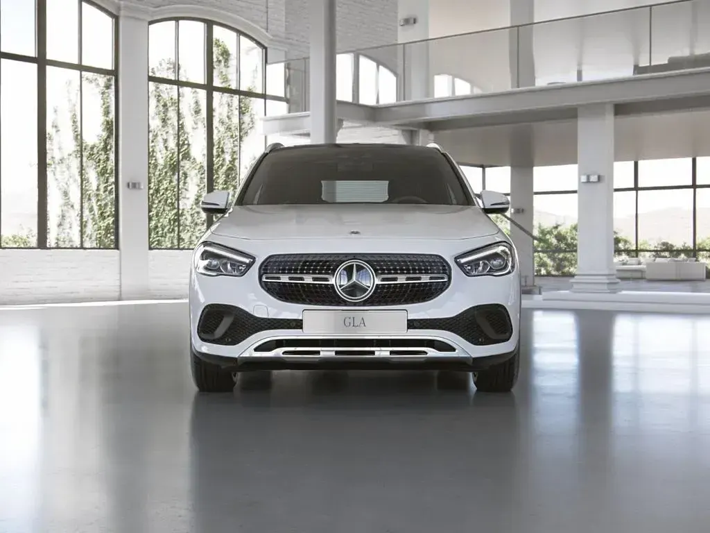 Gebraucht Mercedes GLA250 Progressive 225 PS (165 kW) 2021 Unilack polarweiß SUV