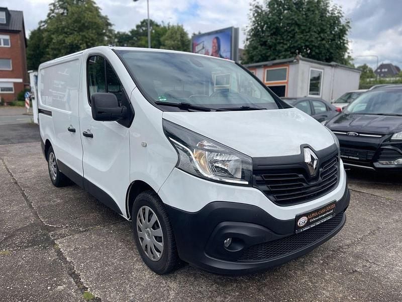 Gebraucht Renault Trafic Komfort 145 PS (106 kW) 2019 Weiß Van / Kleinbus