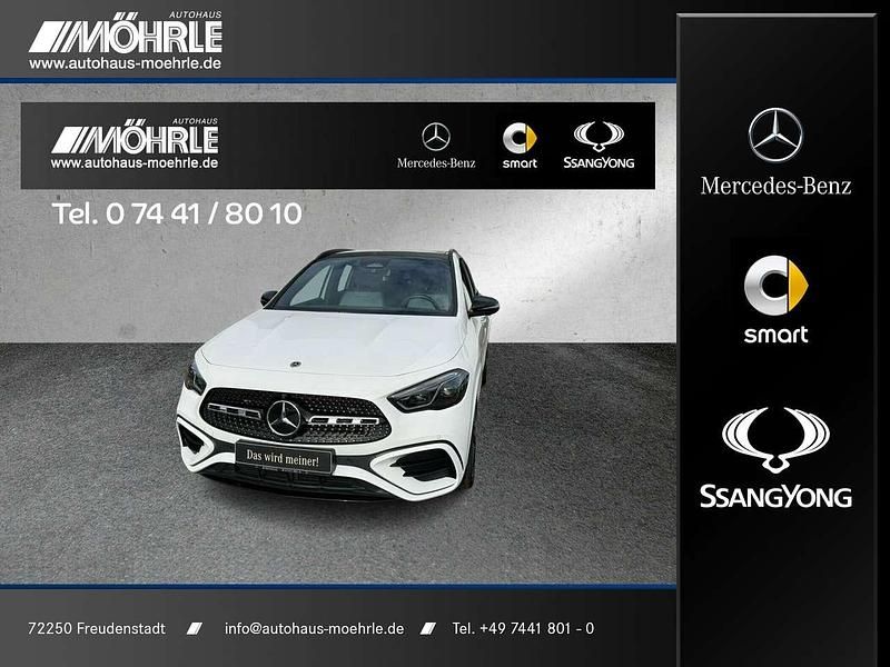 Weiß Gebraucht 2024 Mercedes GLA180 AMG line SUV | 39.750 € (Fairer Preis) - Bild 1/4