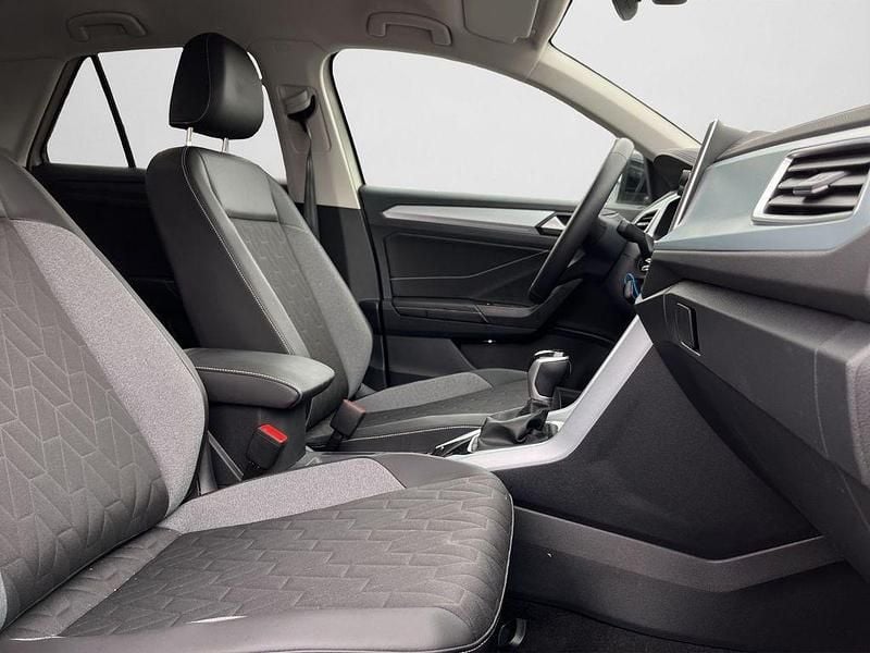 Gebraucht VW T-Roc Goal 150 PS (110 kW) 2025 Ascotgrau SUV