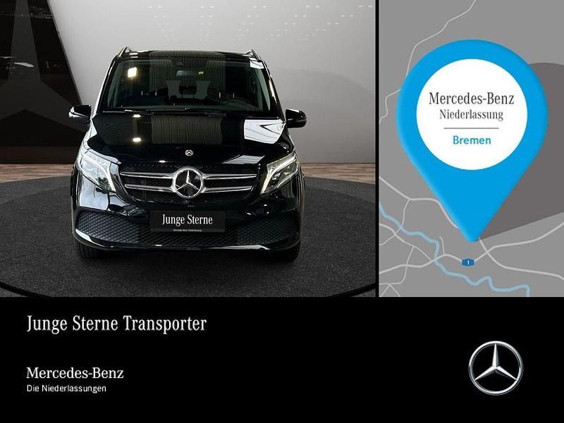Schwarz Gebraucht 2022 Mercedes V250 Avantgarde Edition Van / Kleinbus | 56.990 € (Fairer Preis) - Bild 1/4
