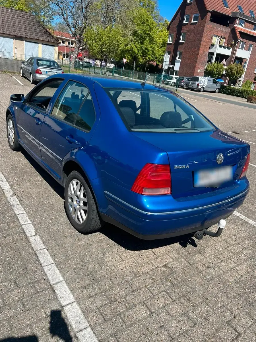 Brugt VW Bora 101 HK (74 kW) 2002 Blå Sedan
