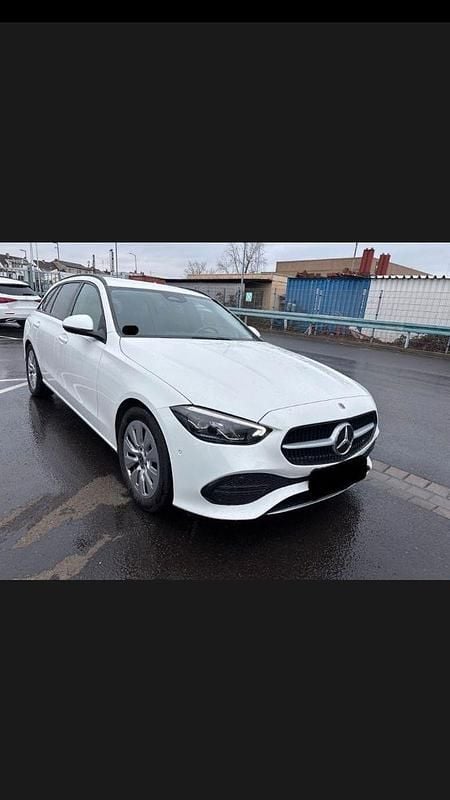 Gebraucht Mercedes C200 163 PS (119 kW) 2022 Weiß Kombi