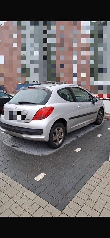 Gebraucht Peugeot 207 73 PS (53 kW) 2008 Kleinwagen