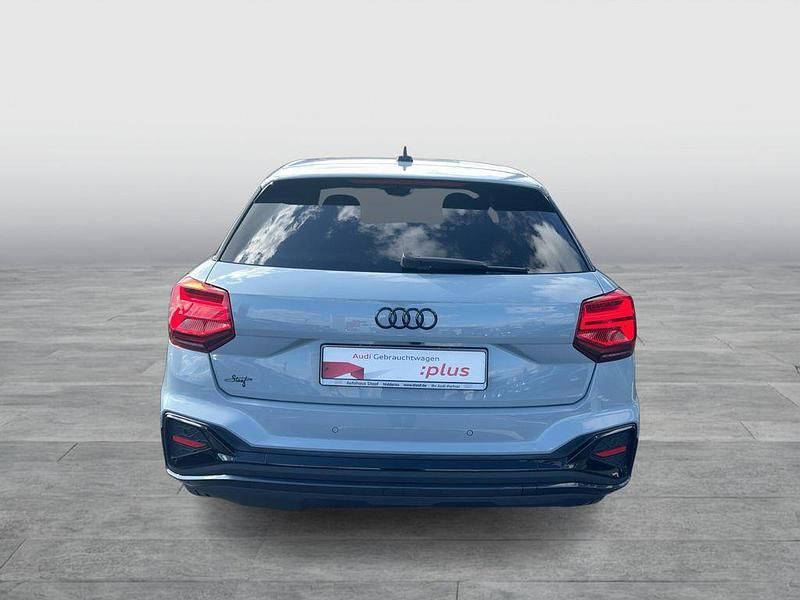 Gebraucht Audi Q2 S-Line 150 PS (110 kW) 2024 Grau SUV