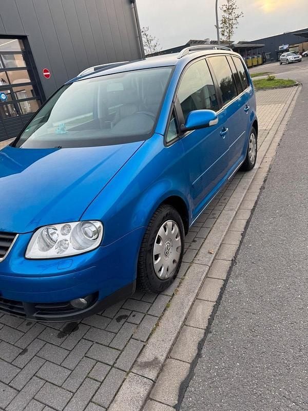 Gebraucht VW Touran 150 PS (110 kW) 2006 Blau Van / Kleinbus