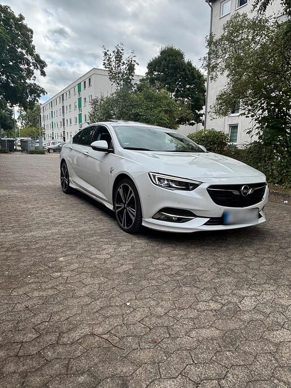 Gebraucht Opel Insignia OPC 177 PS (130 kW) 2018 Weiß Limousine