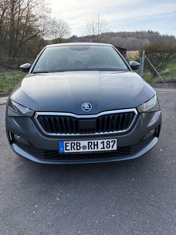 Gebraucht Skoda Scala Style 116 PS (85 kW) 2019 Grau Kleinwagen