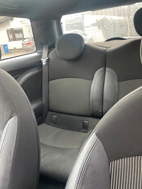 Gebraucht Mini Cooper 120 PS (88 kW) 2007 Schwarz Kleinwagen