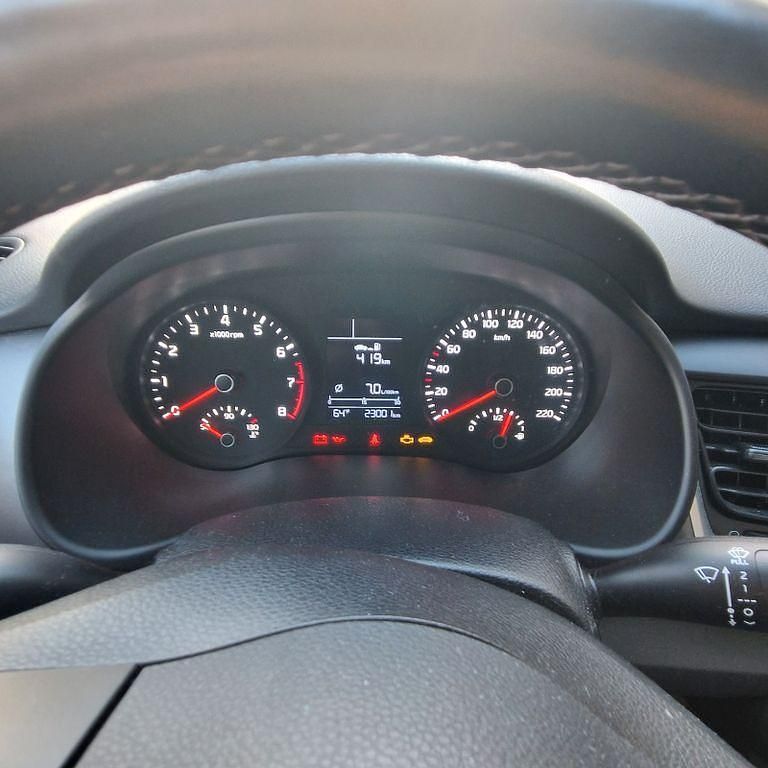 Gebraucht Kia Stonic Edition 7 84 PS (61 kW) 2020 Weiß SUV