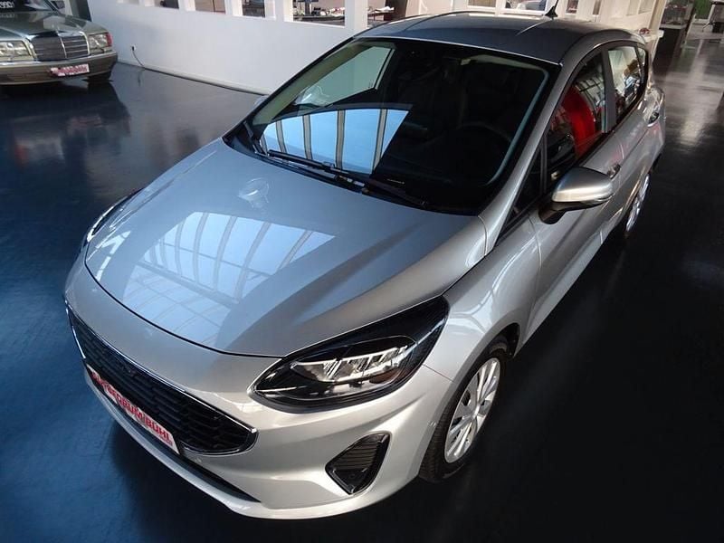 Gebraucht Ford Fiesta Cool & Connect 75 PS (55 kW) 2022 Silber Kleinwagen