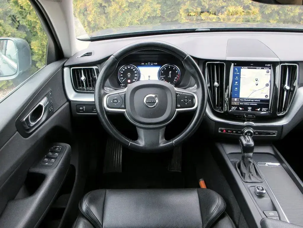 Gebraucht Volvo XC60 250 PS (183 kW) 2018 Grau SUV