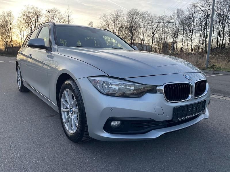Gebraucht BMW 320 Performance 190 PS (139 kW) 2017 Silber Kombi