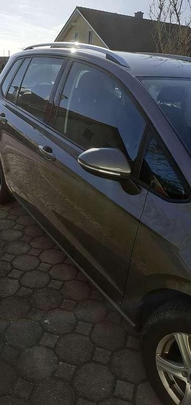 Gebraucht VW Golf VII LOUNGE 110 PS (80 kW) 2015 Grau Kombi