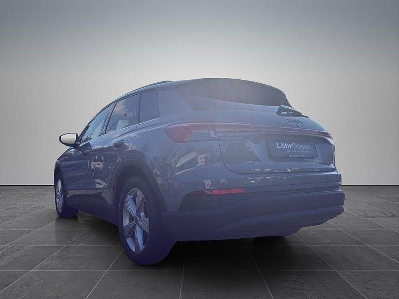 Gebraucht Audi Q4 e-tron Comfort 150 kW (204 PS) 2021 Kieselgrau SUV
