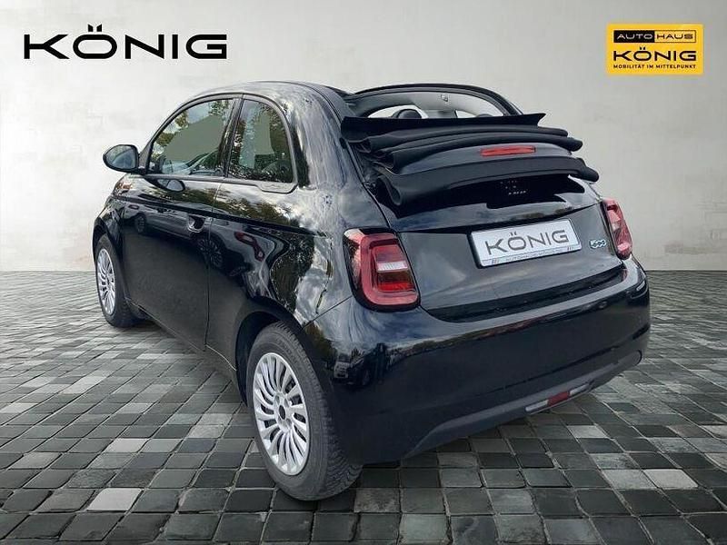 Gebraucht Fiat 500e 86 kW (118 PS) 2023 Schwarz Cabrio