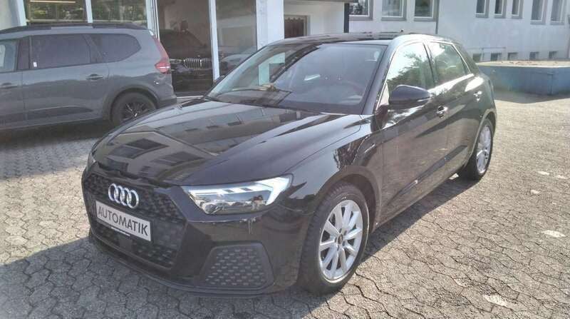 Mythosschwarz Gebraucht 2024 Audi A1 Kleinwagen | 24.490 € (Guter Preis) - Bild 1/4