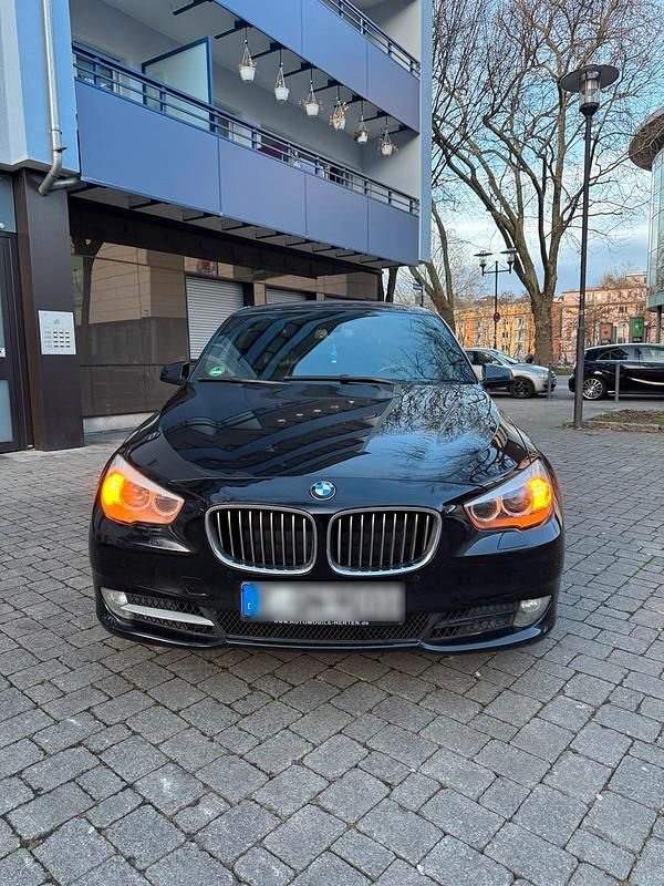 Schwarz Gebraucht 2009 BMW 530 Limousine | 9.000 € (Fairer Preis) - Bild 1/4