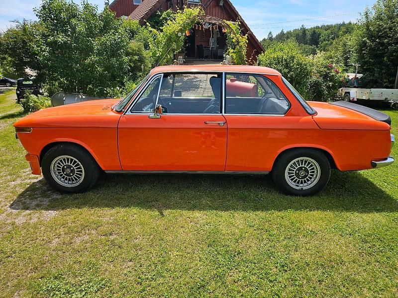 Gebraucht BMW 1602 86 PS (63 kW) 1971 Orange Limousine