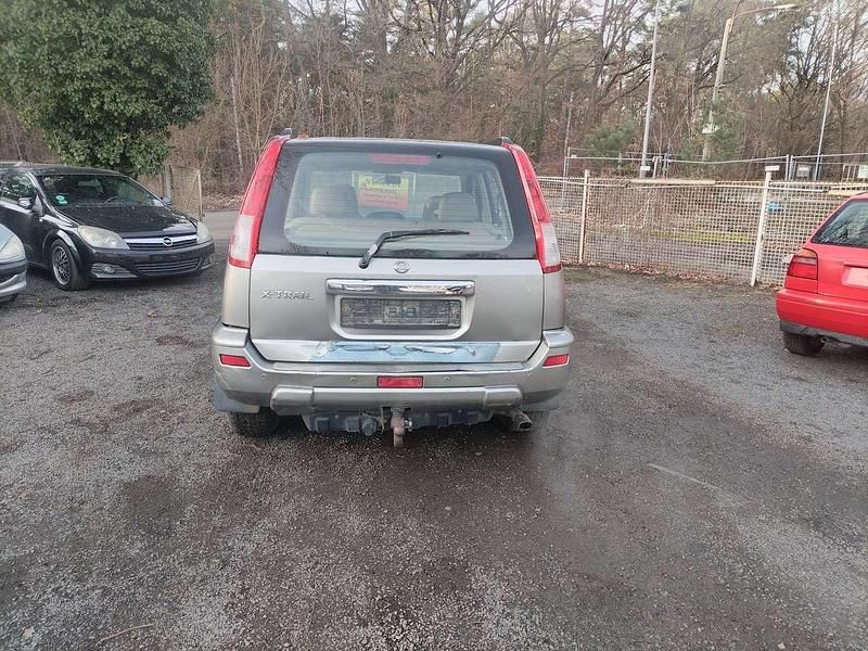 Gebraucht Nissan X-Trail 165 PS (121 kW) 2003 Grau SUV