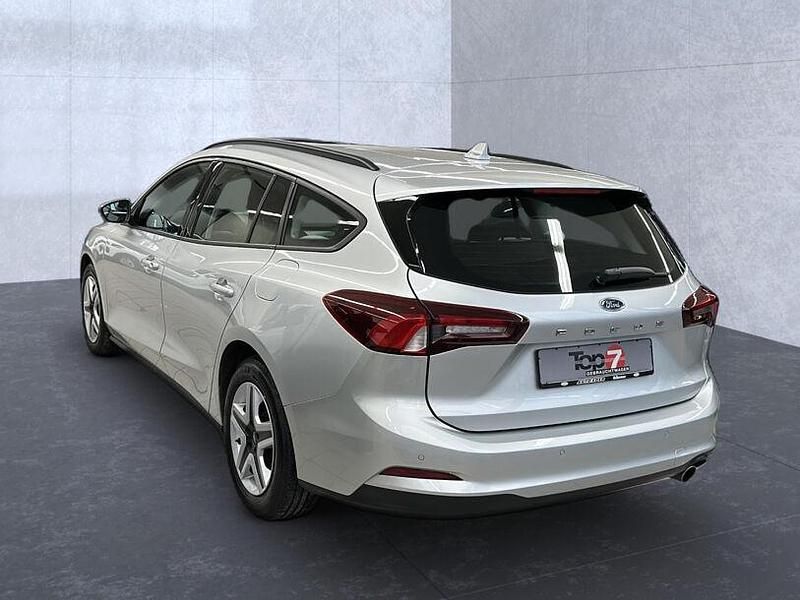 Gebraucht Ford Focus Cool & Connect 120 PS (88 kW) 2022 Silber Kombi