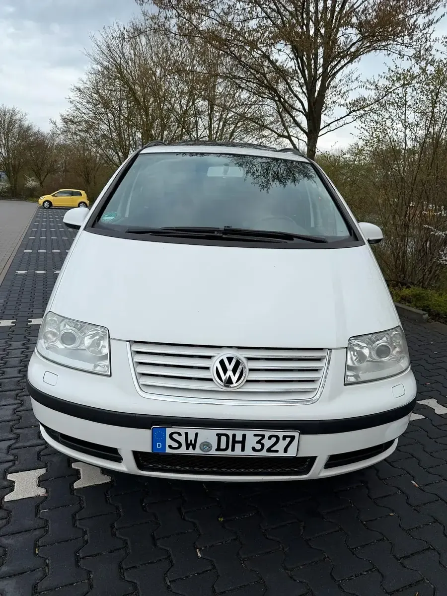 Gebraucht VW Sharan 140 PS (102 kW) 2008 Weiß Van / Kleinbus