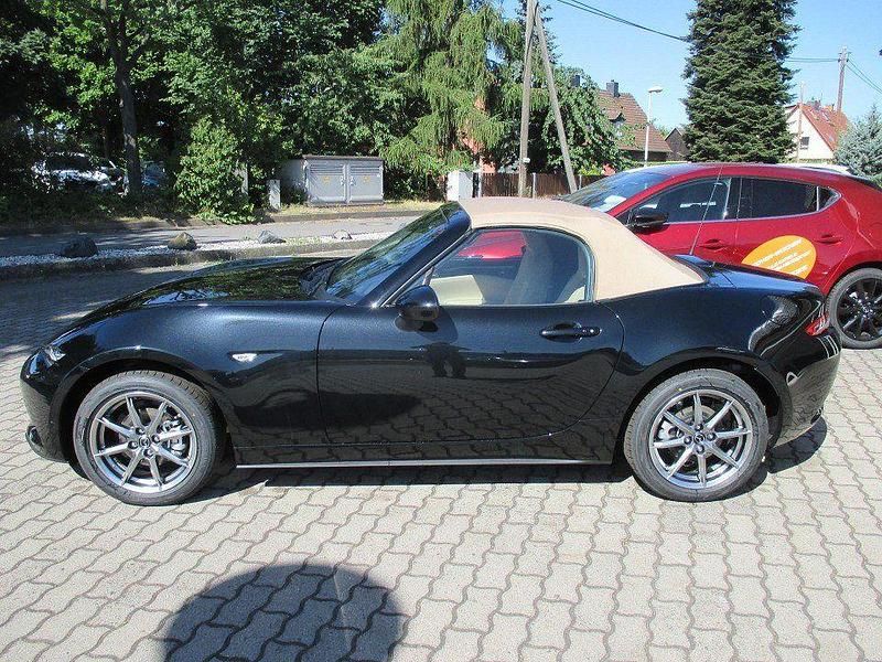 Gebraucht Mazda MX5 Kazari 132 PS (97 kW) 2025 Schwarz Cabrio