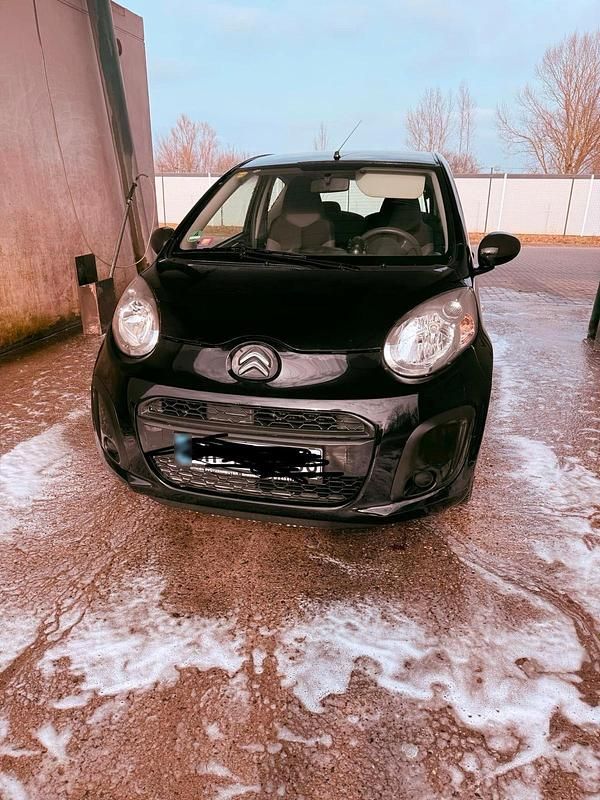 Gebraucht Citroën C1 68 PS (50 kW) 2013 Schwarz Kleinwagen