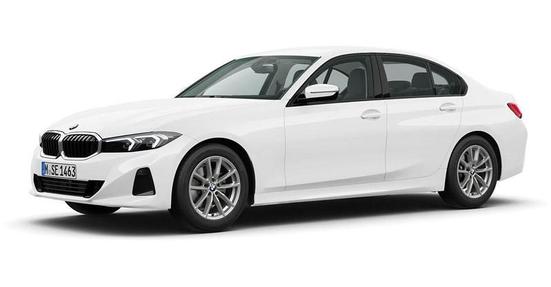 Weiß Gebraucht 2024 BMW 318 Comfort Edition Limousine | 33.137 € (Guter Preis) - Bild 1/4