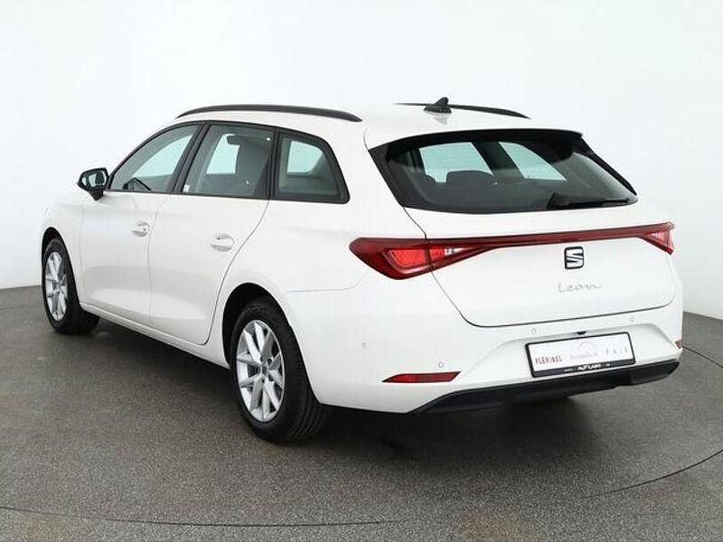 Gebraucht Seat Leon 150 PS (110 kW) 2022 Weiss