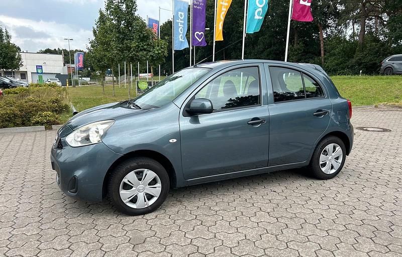 Blau Gebraucht 2015 Nissan Micra Visia Kleinwagen | 4.990 € (Fairer Preis) - Bild 1/4