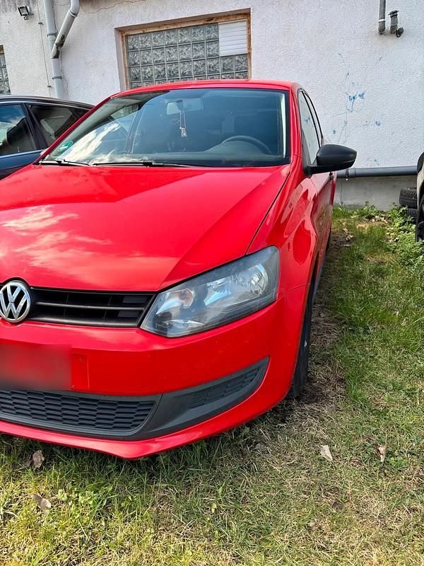 Gebraucht VW Polo 60 PS (44 kW) 2010 Rot Kleinwagen