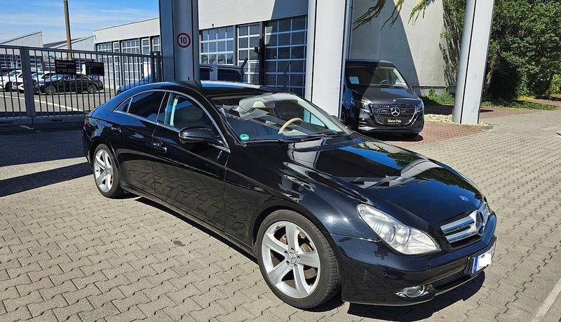 Gebraucht Mercedes CLS280 231 PS (169 kW) 2008 Schwarz Coupé