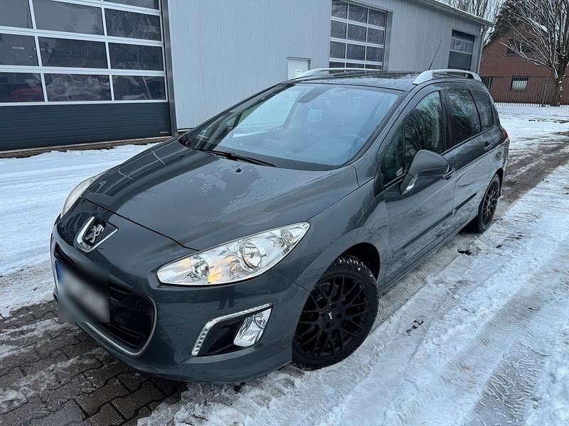 Gebraucht Peugeot 308 114 PS (83 kW) 2013 Grau Kombi