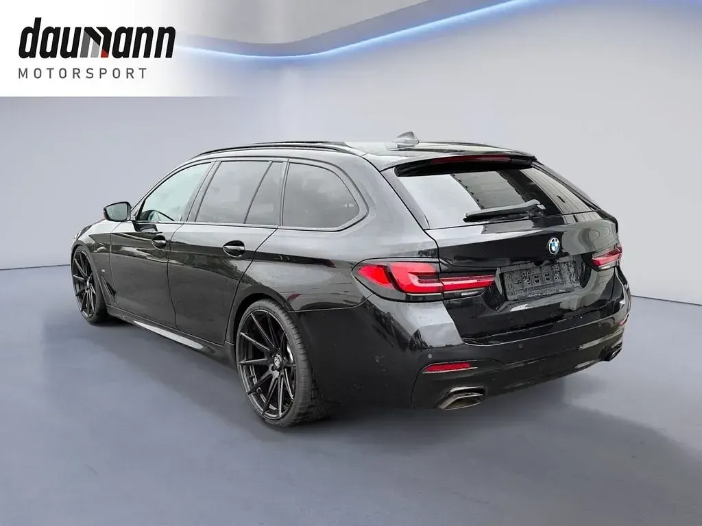 Gebraucht BMW 540 Exclusive 340 PS (250 kW) 2022 Schwarz Kombi