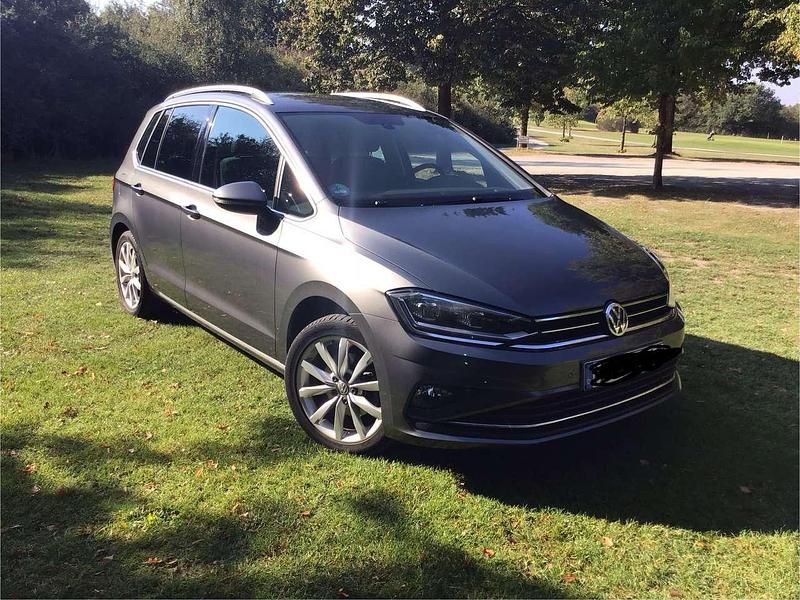 Gebraucht 2020 VW Golf VIII Highline Kombi | 19.000 € (Superpreis) - Bild 1/4