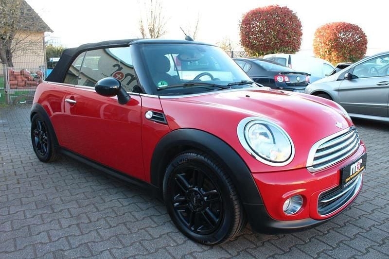 Gebraucht Mini Cooper Cabriolet 122 PS (89 kW) 2013 Rot Cabrio