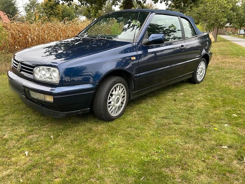 Blau Gebraucht 1996 VW Golf Cabriolet Cabrio | 2.100 € (Fairer Preis) - Bild 1/4
